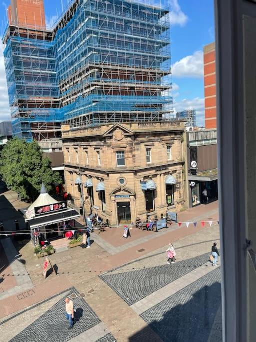 Nero View, Southend City High Street Extérieur photo